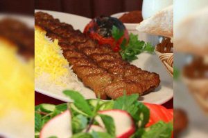 کافه رستوران سنتی خان نایب در شیراز 