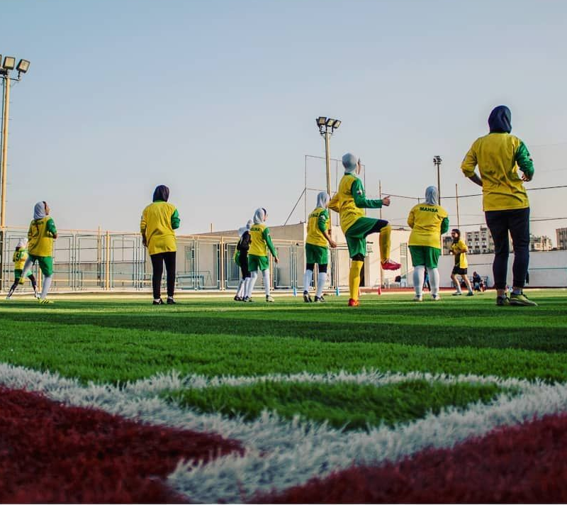 مدرسه فوتبال دختران اصفهان