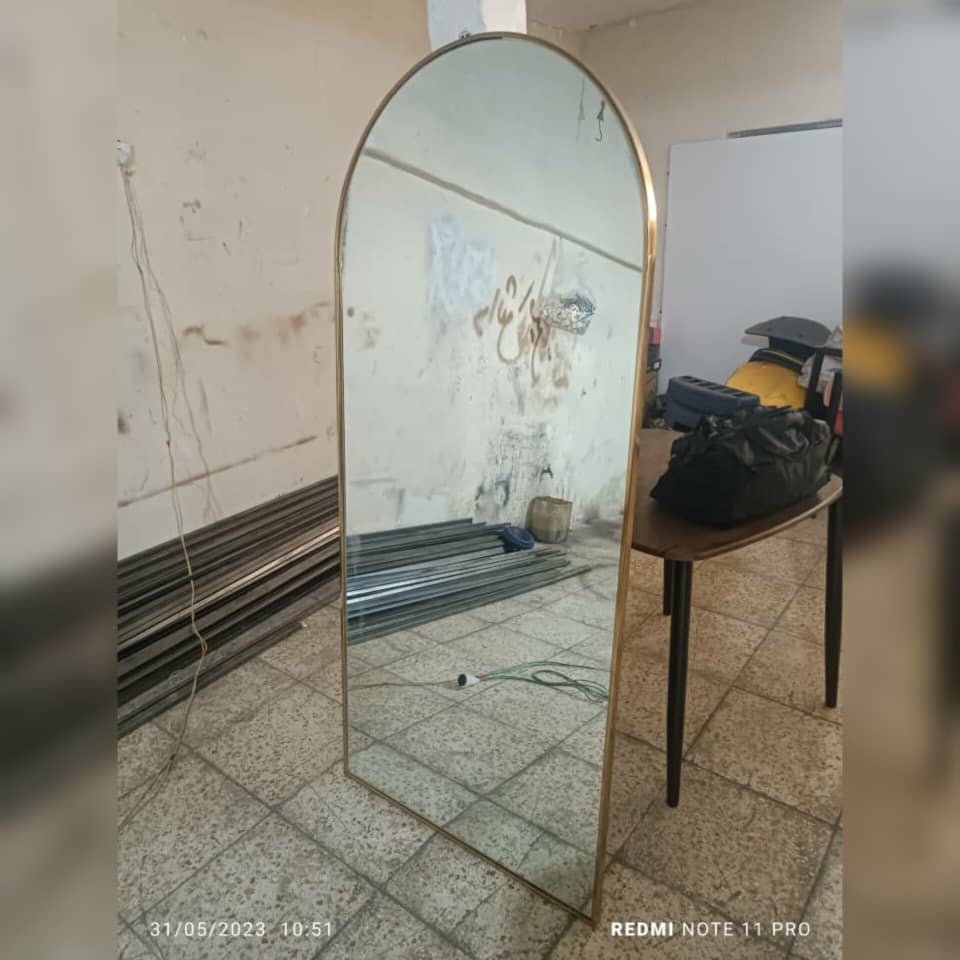آینه سندبلاست شیرزاد | تولید آینه قدی فلزی در تهران