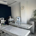 بهترین دکتر کاشت مو در قزوین ✨️ کلینیک زیبایی آرمو 💯 مرکز تخصصی کاشت ابرو و ریش در قزوین