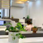 فضای کار اشتراکی رشت 💫 آونگ هاب ✅️ اجاره فضای کار در رشت